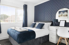 Comfortable 3-Bed House for Contractors & Families